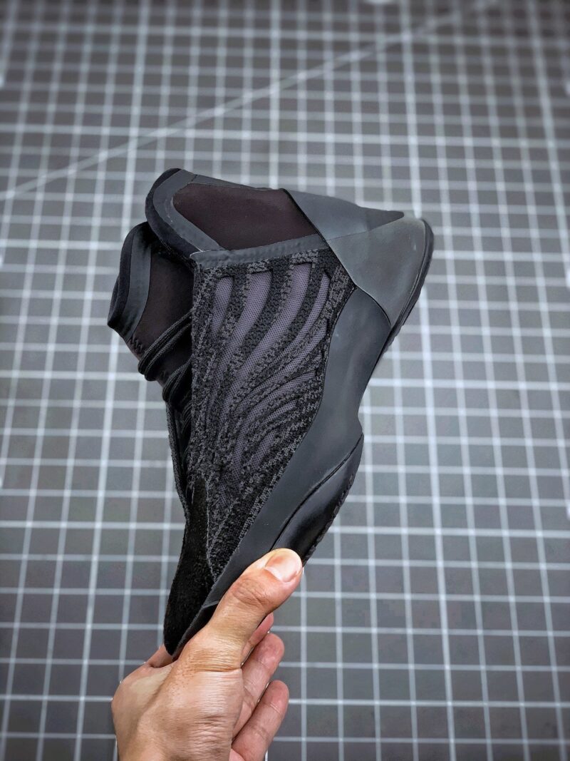 adidas Yeezy Quantum Basketball “Barium Black” EG1536 - Underkicks